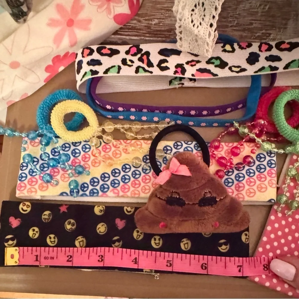 Assortment of girls hair accessories